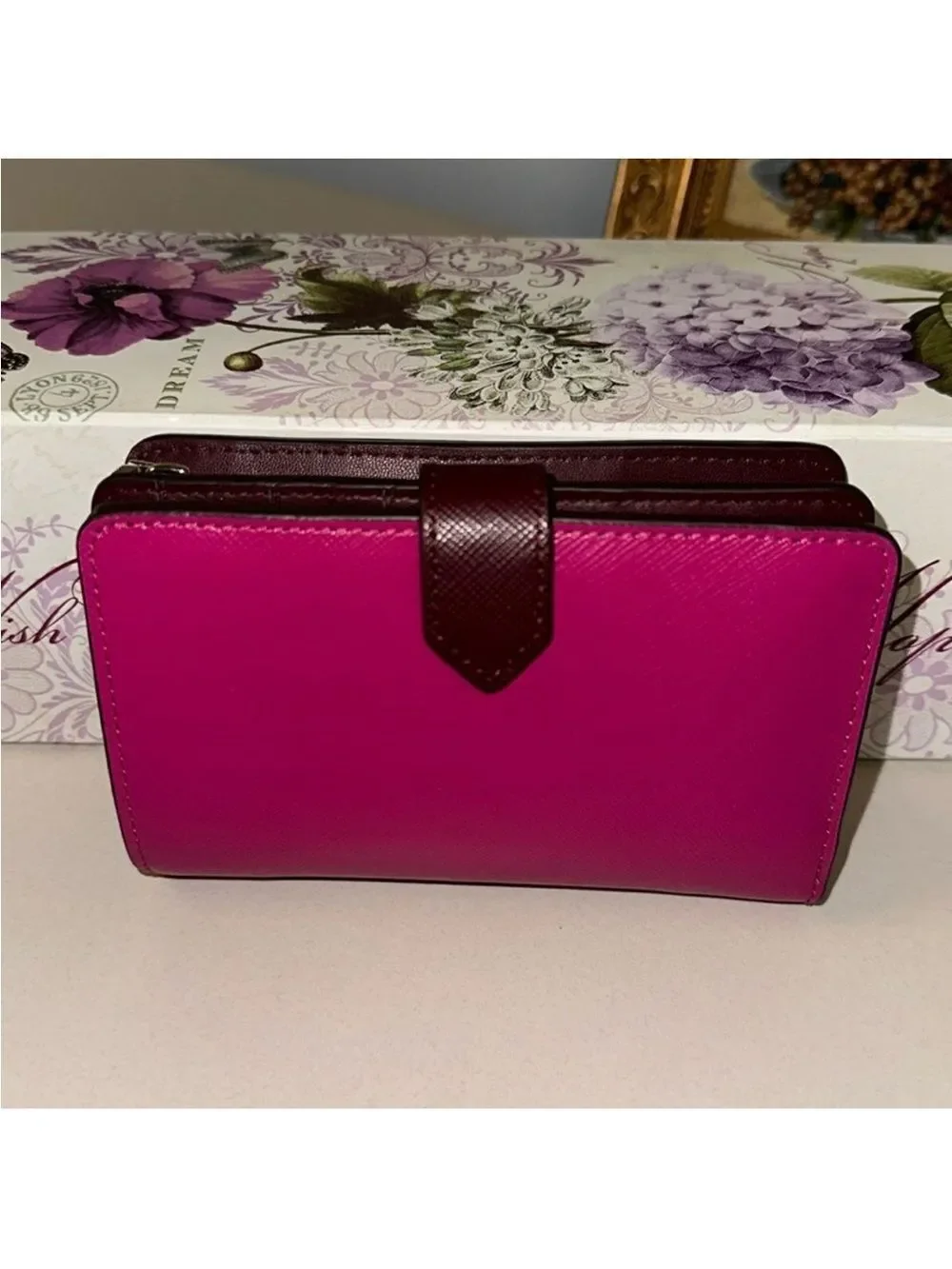 kate spade Fuchsia Pink Burgundy Two Tone Leather Madison Medium Bifold Wallet